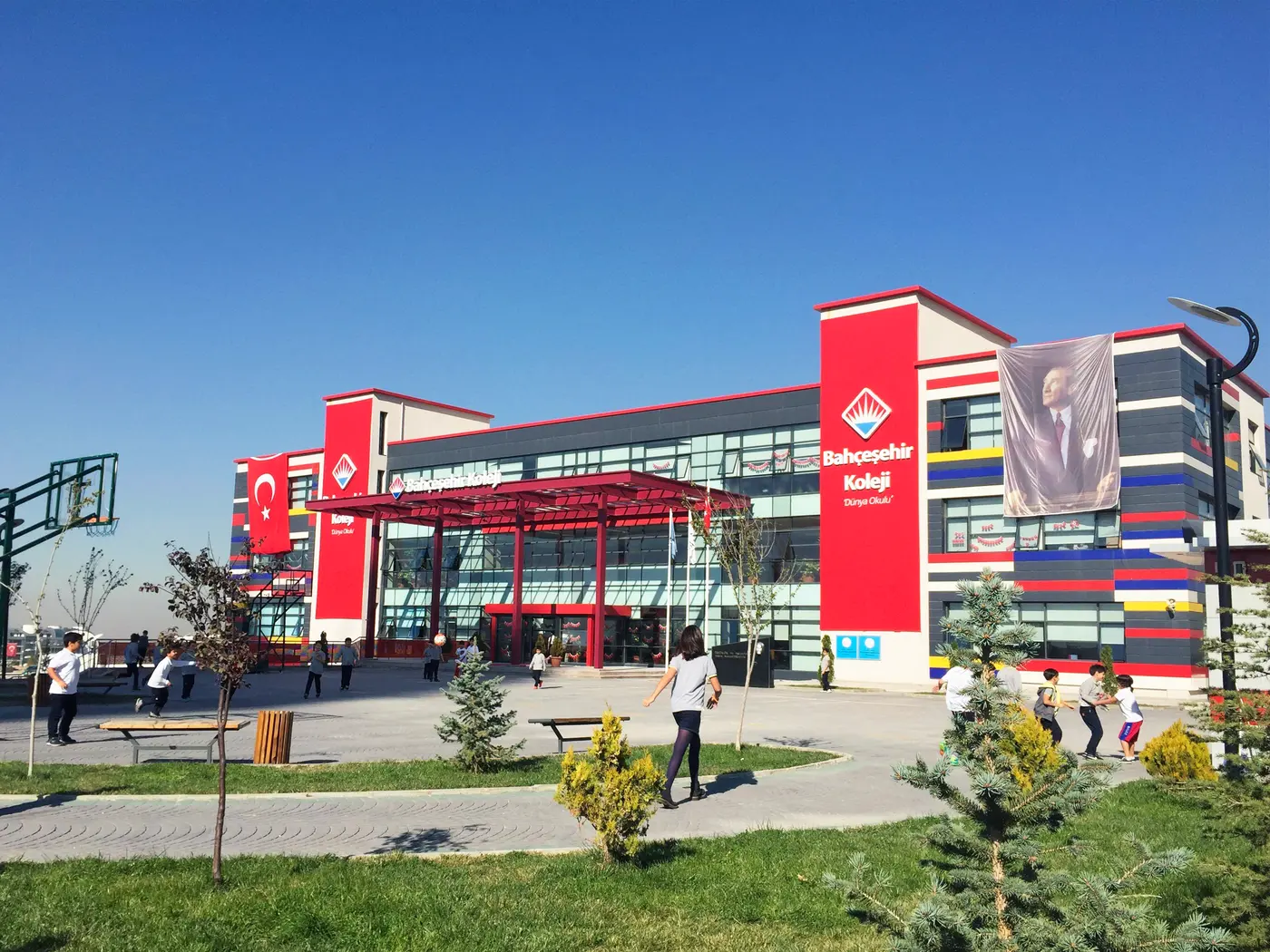 Bahçeşehir Koleji Ankara İncek Kampüsü dış görünüm